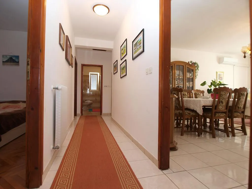 Apartment Luisa 1437 Peruški