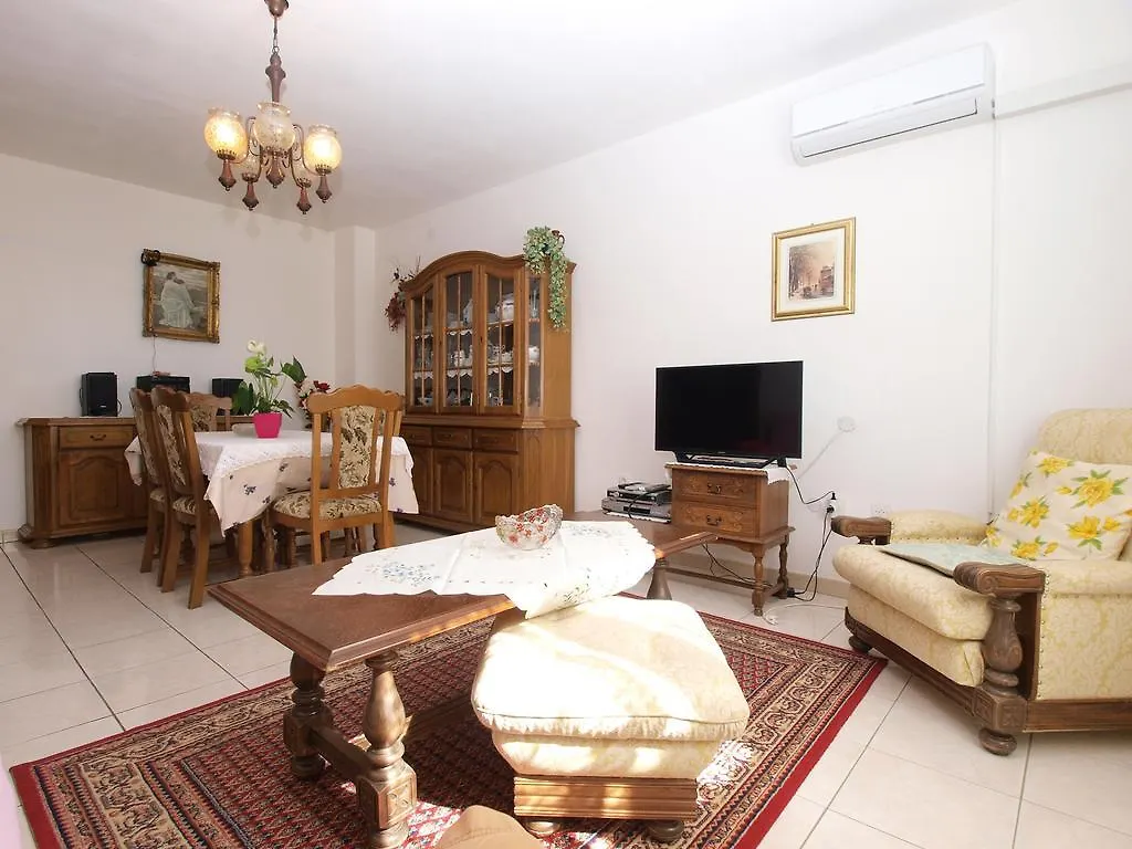 Apartment Luisa 1437 Peruški